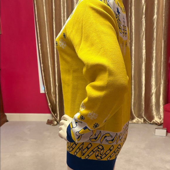 Chiquita women’s yellow and blue sweater - Picture 2 of 5